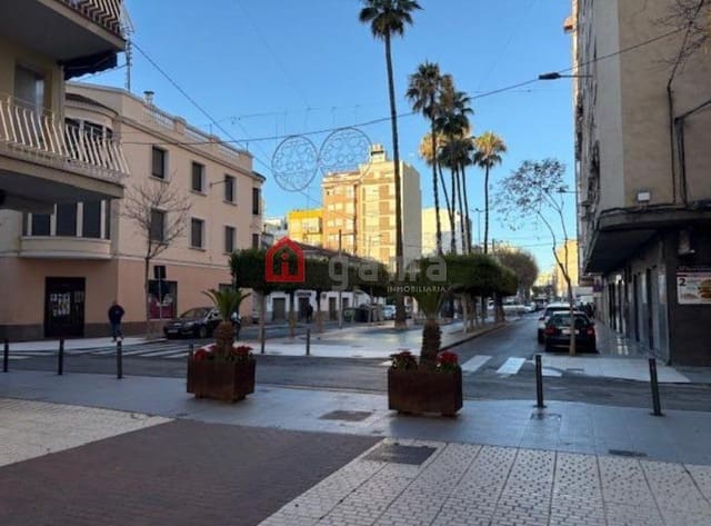 Piso de 3 habitaciones en El Grau de Castelló, Castelló de la Plana en venta - 135.000 € (Ref: 9889961)