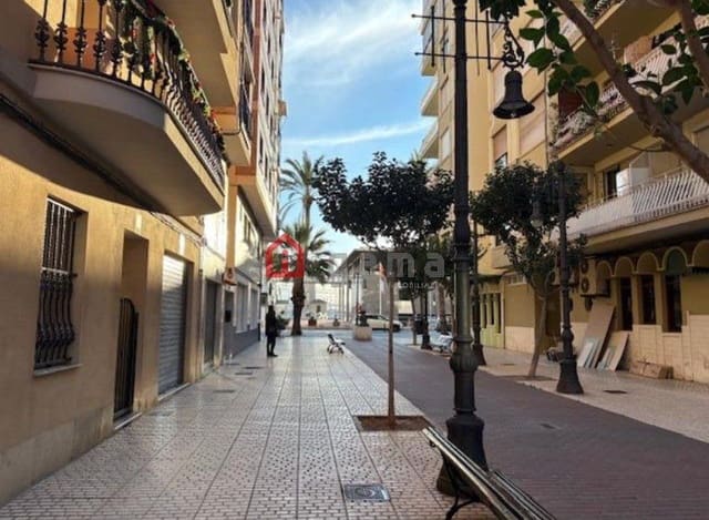 Piso de 3 habitaciones en El Grau de Castelló, Castelló de la Plana en venta - 135.000 € (Ref: 9889961)