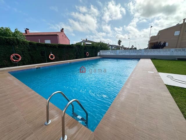 3 quarto Moradia em Banda para venda em Benicàssim com garagem - 350 000 € (Ref: 9889963)
