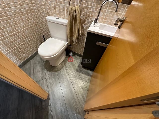 3 quarto Moradia em Banda para venda em Benicàssim com garagem - 350 000 € (Ref: 9889963)