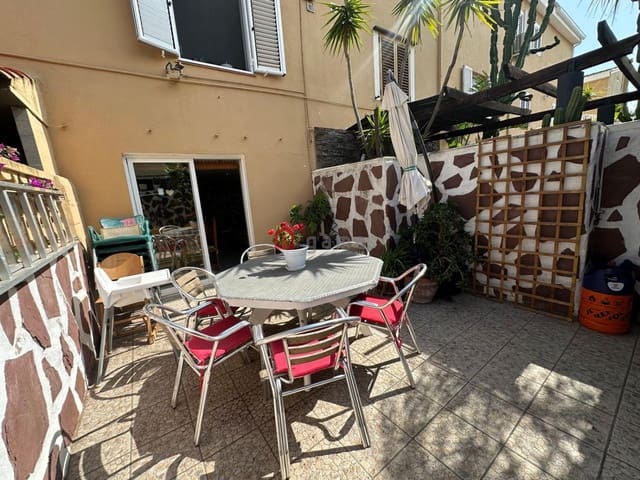 3 quarto Moradia em Banda para venda em Benicàssim com garagem - 350 000 € (Ref: 9889963)