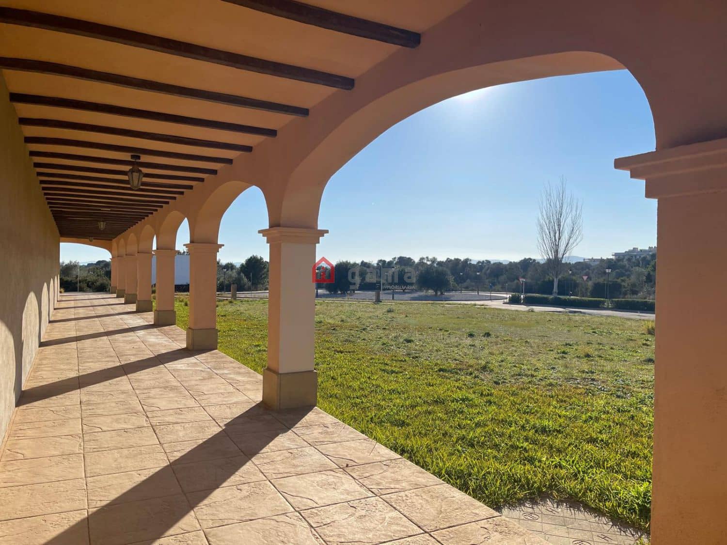 Commercial for sale in Sant Jordi - € 1,375,000 (Ref: 9891903)