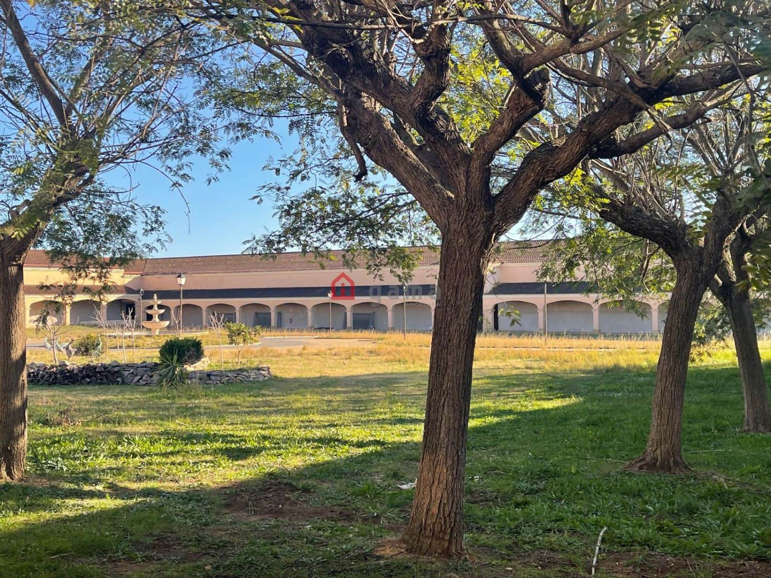 Commercial for sale in Sant Jordi - € 1,375,000 (Ref: 9891903)