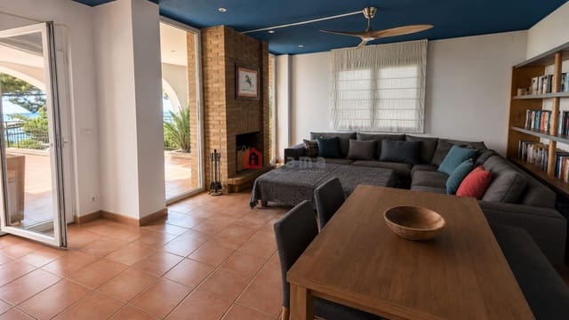 4 slaapkamer Villa te koop in Benicàssim - € 2.900.000 (Ref: 9891905)