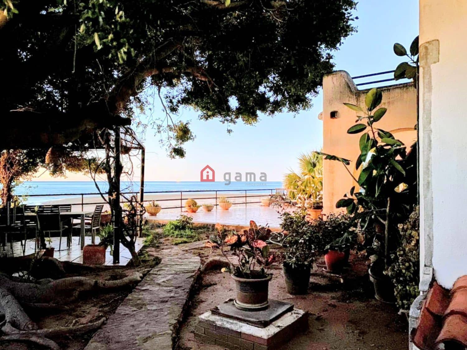 4 slaapkamer Villa te koop in Benicassim - € 2.900.000 (Ref: 9891905)