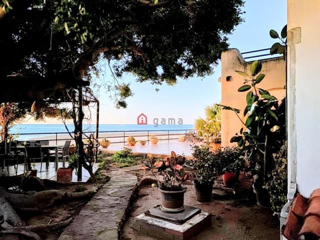 4 slaapkamer Villa te koop in Benicàssim - € 2.900.000 (Ref: 9891905)
