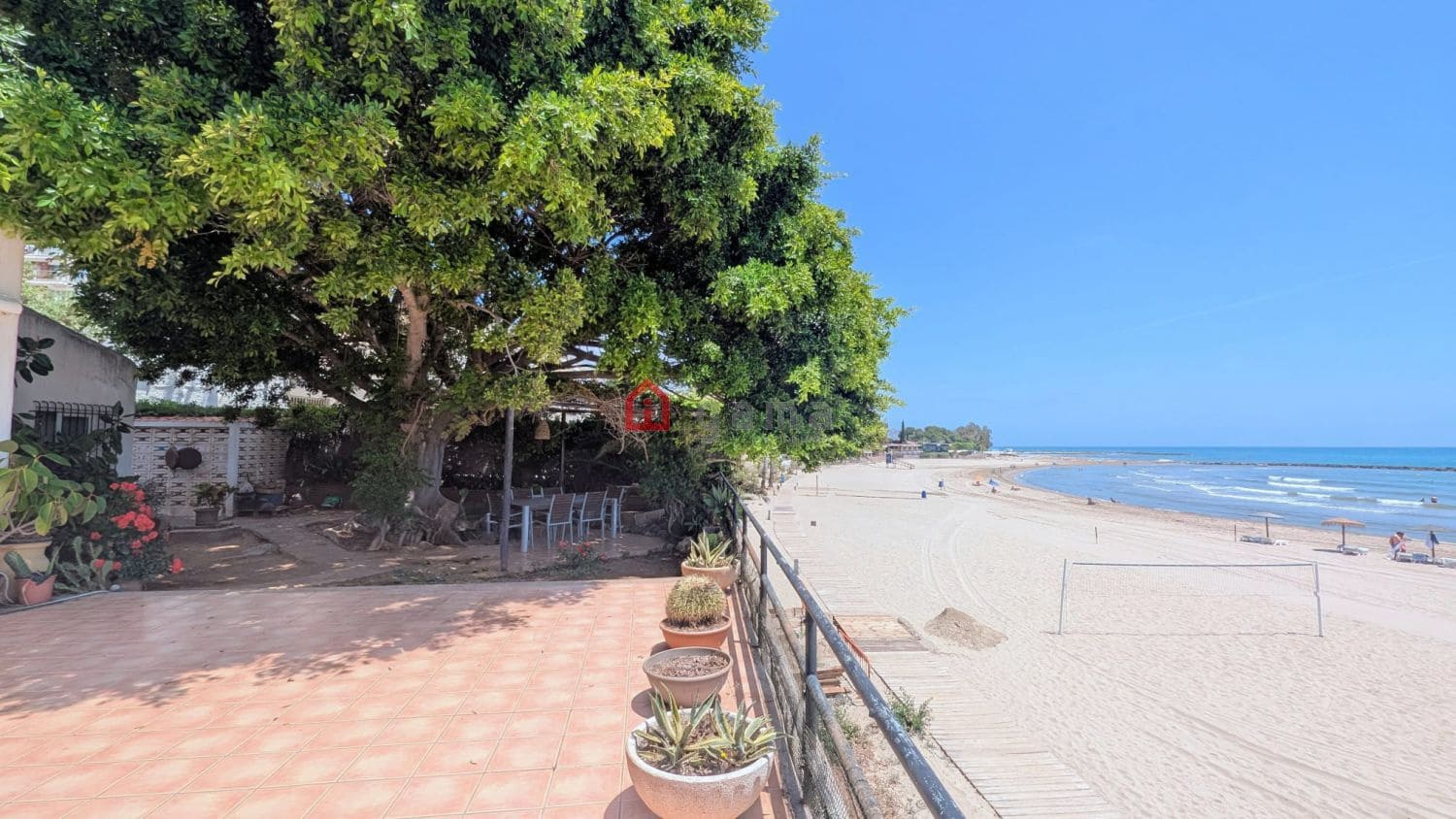 4 slaapkamer Villa te koop in Benicassim - € 2.900.000 (Ref: 9891905)