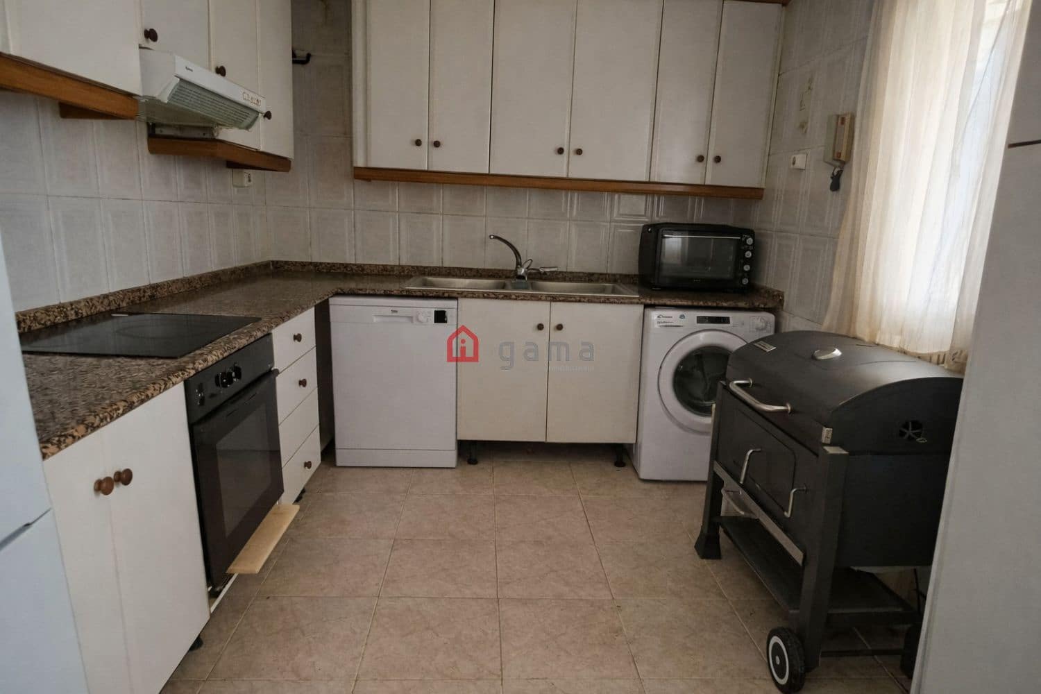 4 soverom Villa til salgs i L'Alcora med garasje - € 160 000 (Ref: 9915377)