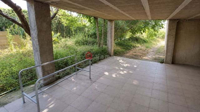 4 soverom Villa til salgs i L'Alcora med garasje - € 160 000 (Ref: 9915377)