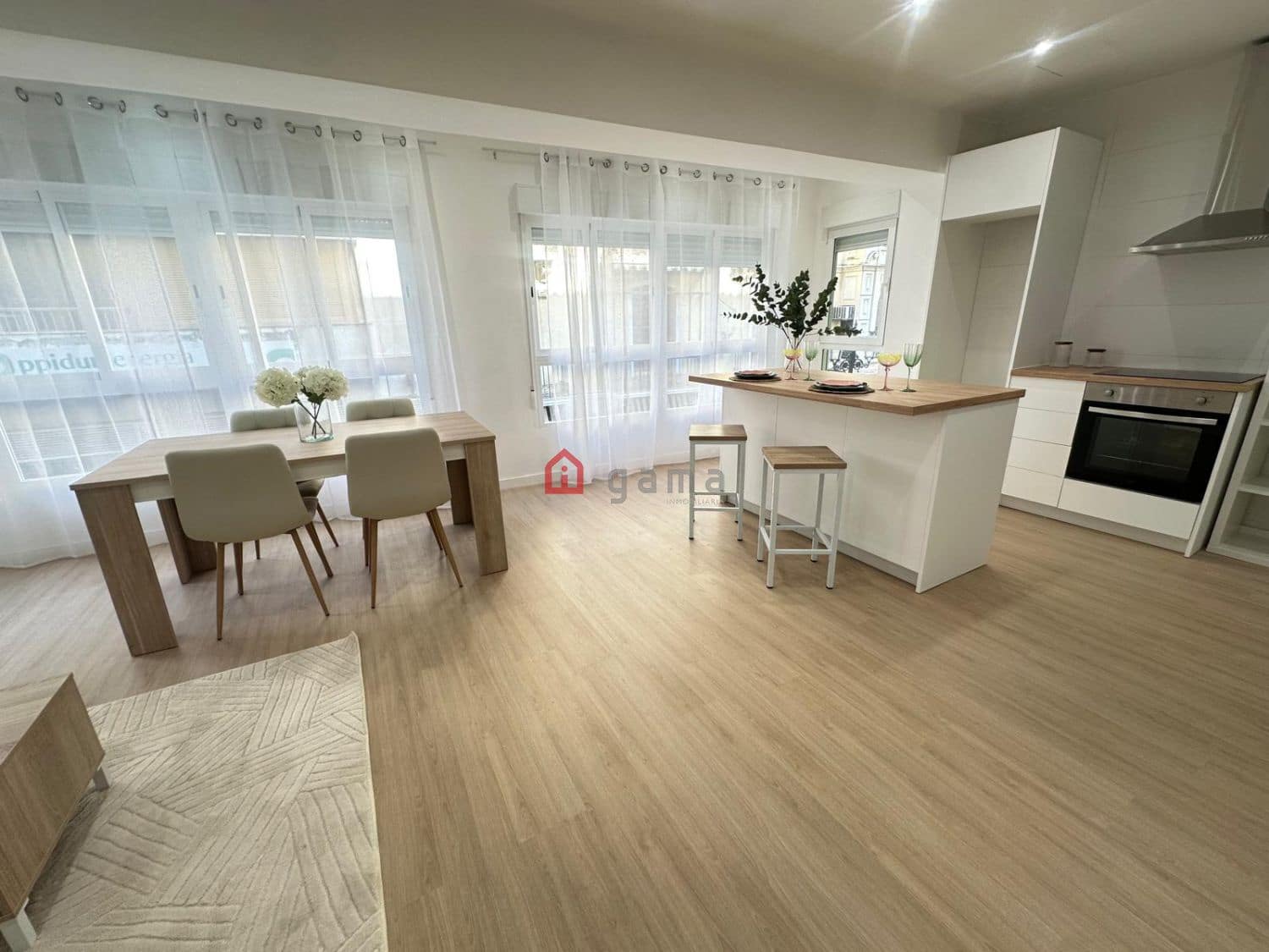 3 soveværelse Lejlighed til salg i Castello de la Plana - € 238.000 (Ref: 9939567)