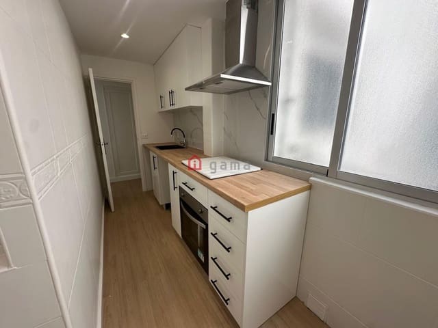 3 quarto Apartamento para venda em Castelló de la Plana - 169 000 € (Ref: 9949365)