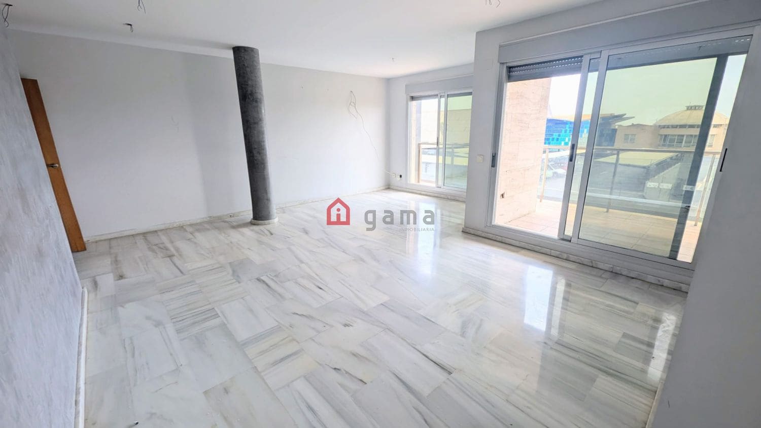 3 chambre Appartement à vendre à Castello de la Plana avec garage - 177 000 € (Ref: 9952834)
