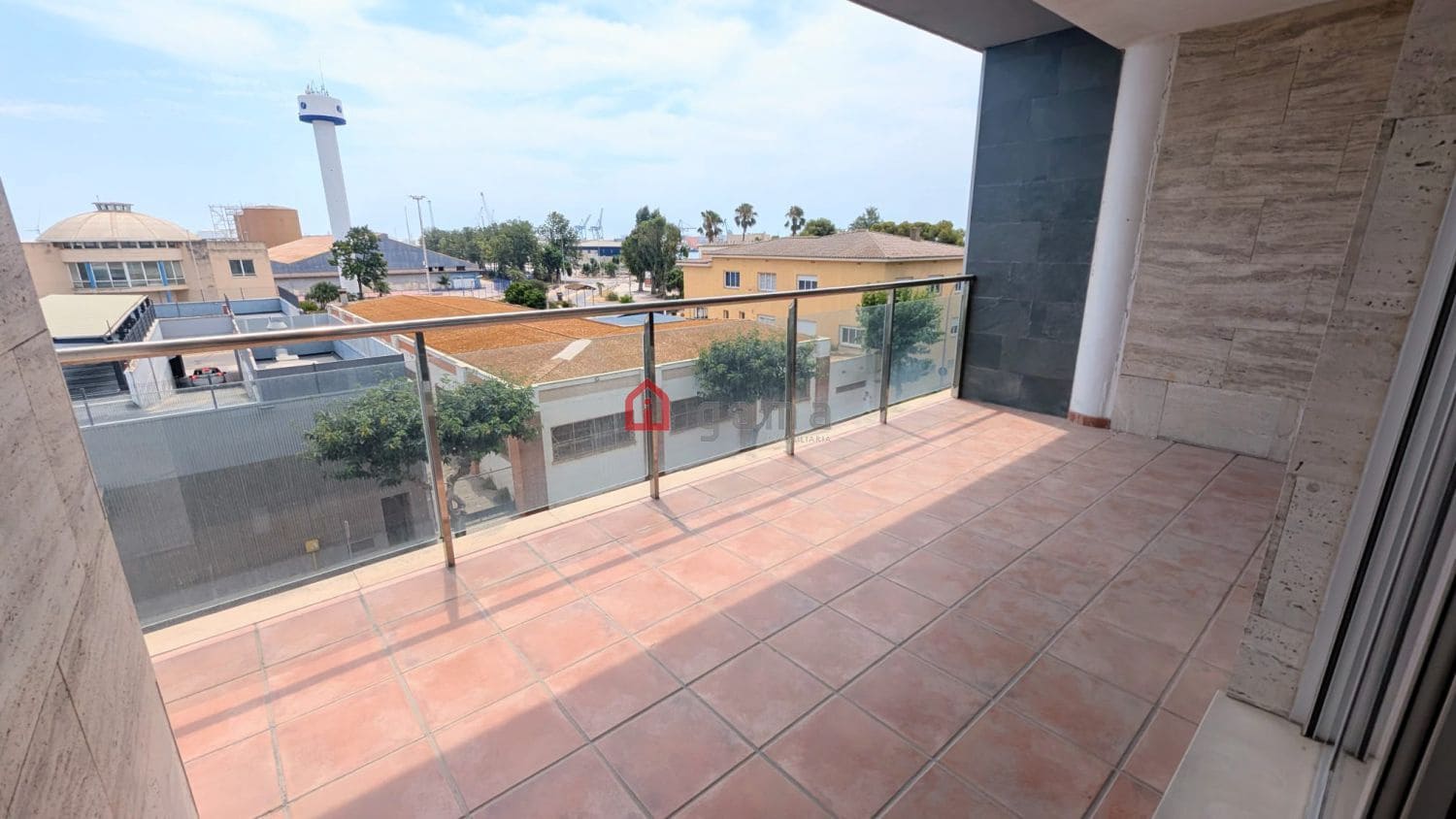 3 chambre Appartement à vendre à Castello de la Plana avec garage - 177 000 € (Ref: 9952834)