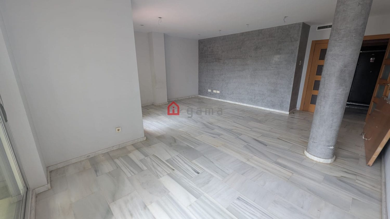 3 chambre Appartement à vendre à Castello de la Plana avec garage - 177 000 € (Ref: 9952834)