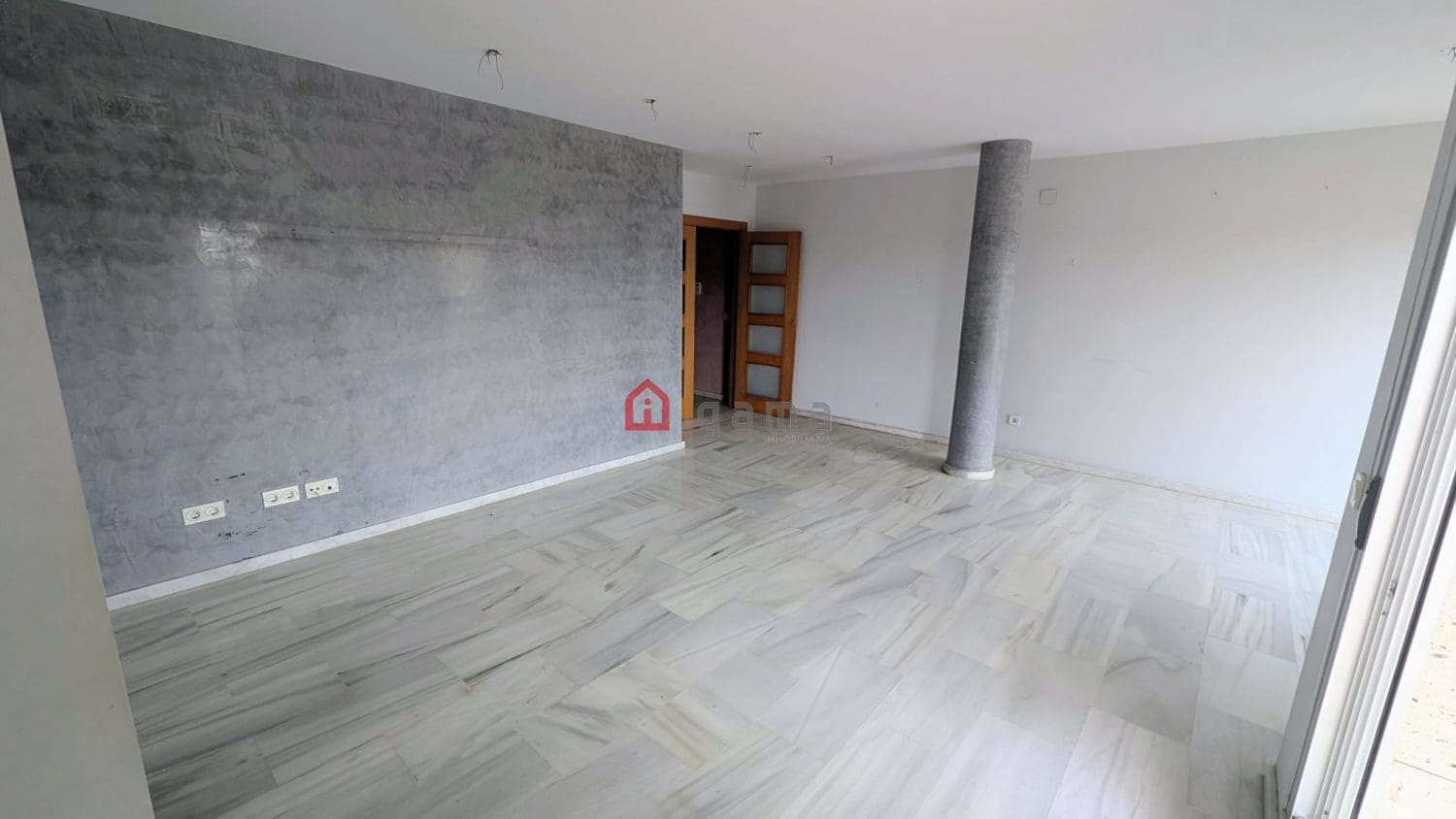 3 chambre Appartement à vendre à Castello de la Plana avec garage - 177 000 € (Ref: 9952834)