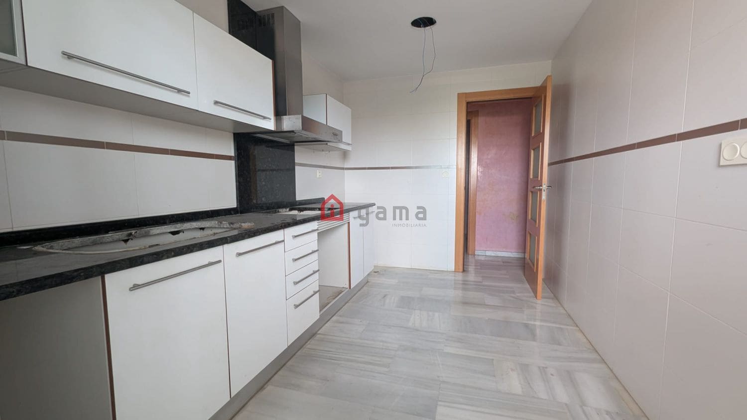 3 chambre Appartement à vendre à Castello de la Plana avec garage - 177 000 € (Ref: 9952834)