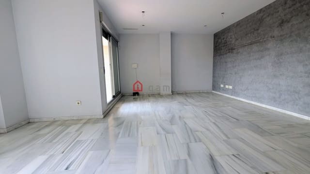 3 chambre Appartement à vendre à Castelló de la Plana avec garage - 177 000 € (Ref: 9952834)