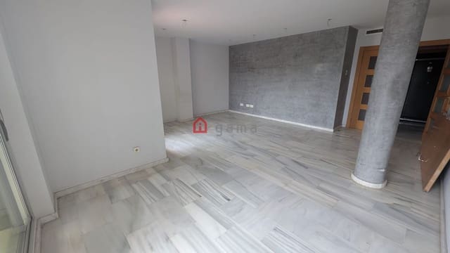 3 chambre Appartement à vendre à Castelló de la Plana avec garage - 177 000 € (Ref: 9952834)