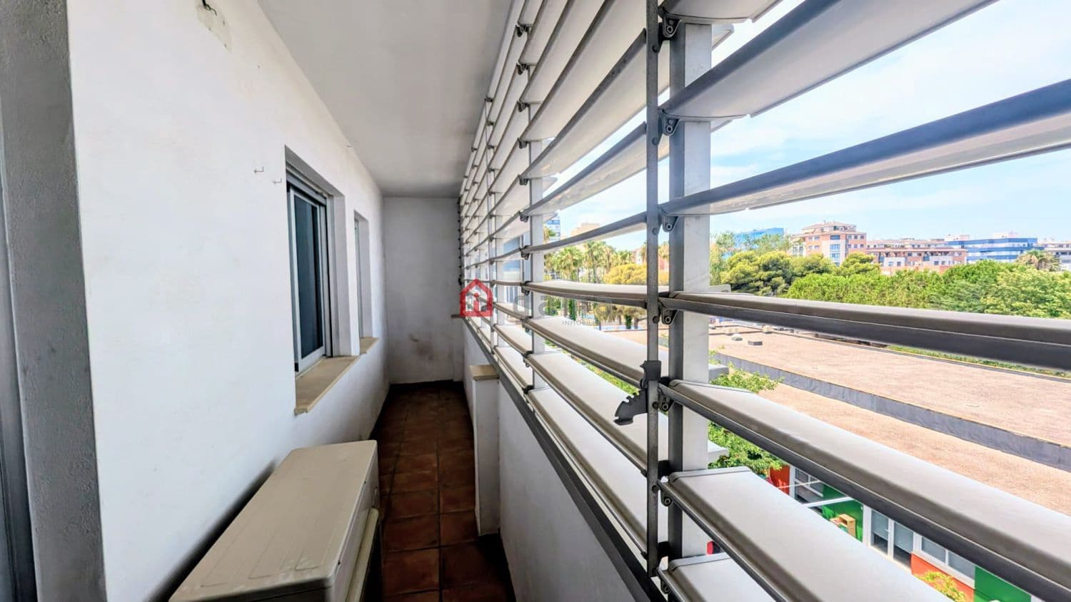 3 chambre Appartement à vendre à Castello de la Plana avec garage - 177 000 € (Ref: 9952834)