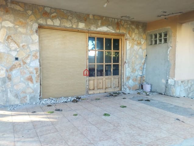 Chalet de 4 habitaciones en Vinaròs en venta con garaje - 235.000 € (Ref: 9985241)