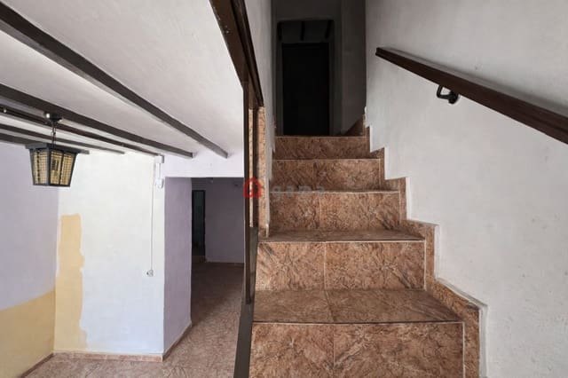 3 quarto Moradia em Banda para venda em L'Alcora - 55 000 € (Ref: 9999305)