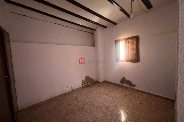 3 quarto Moradia em Banda para venda em L'Alcora - 55 000 € (Ref: 9999305)