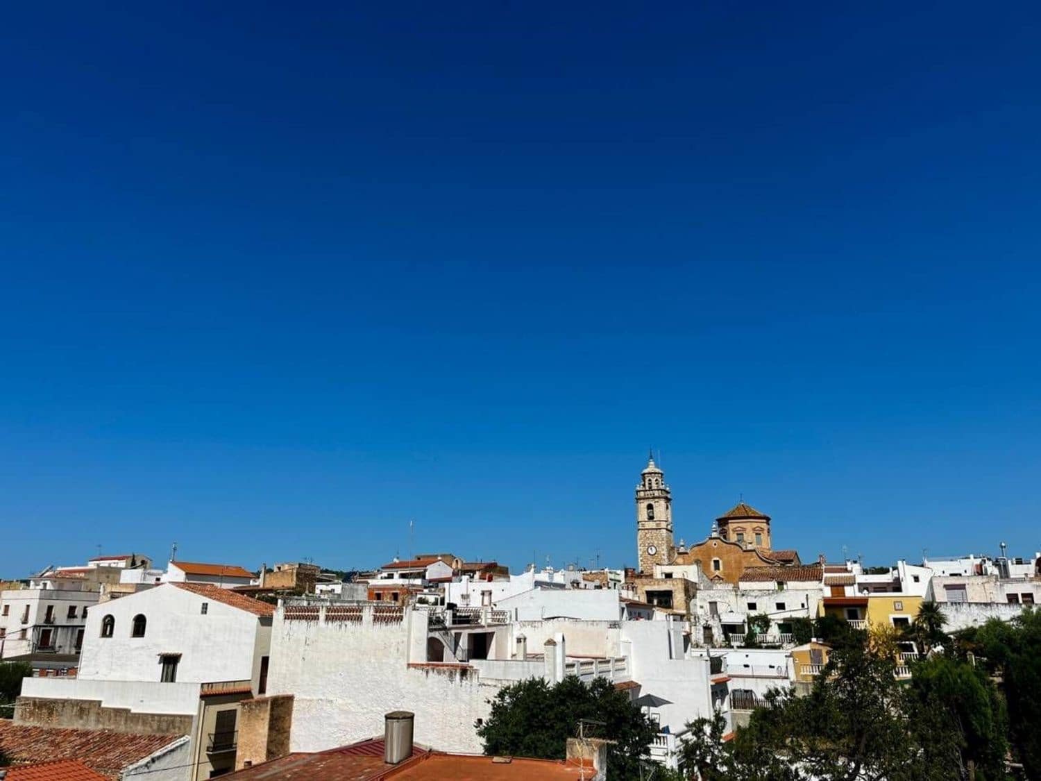6 bedroom Villa for sale in Sant Jordi with garage - € 375,000 (Ref: 10010118)
