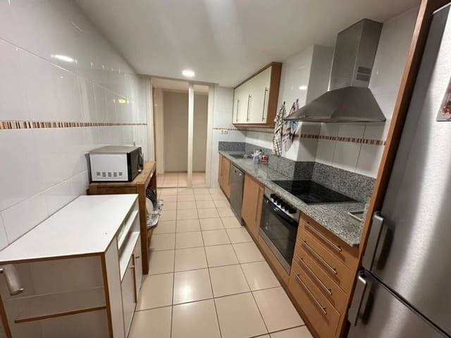 2 soverom Leilighet til leie i Sant Jordi - € 850 (Ref: 10029998)