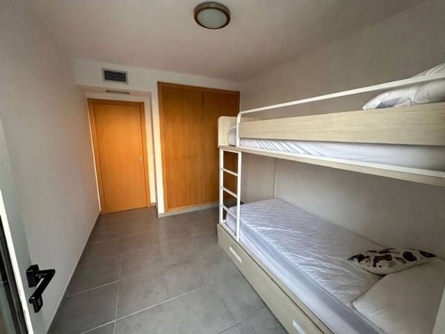 2 soverom Leilighet til leie i Sant Jordi - € 850 (Ref: 10029998)