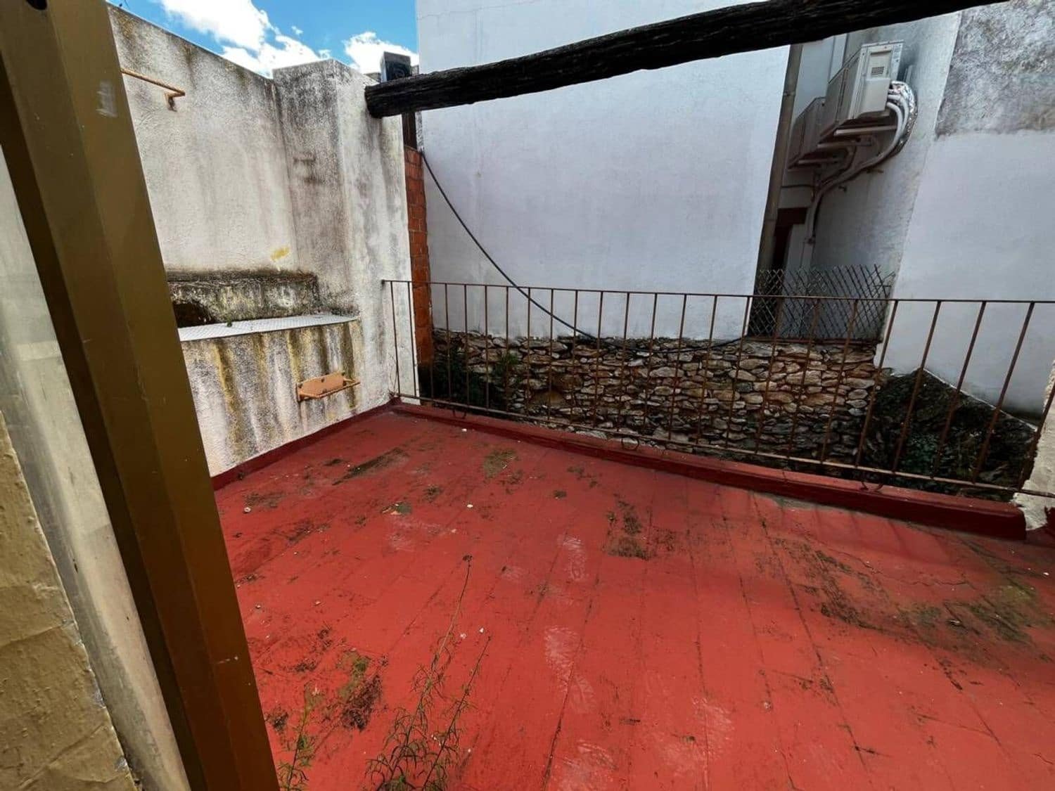 1 bedroom Townhouse for sale in Sant Jordi - € 40,000 (Ref: 10029999)