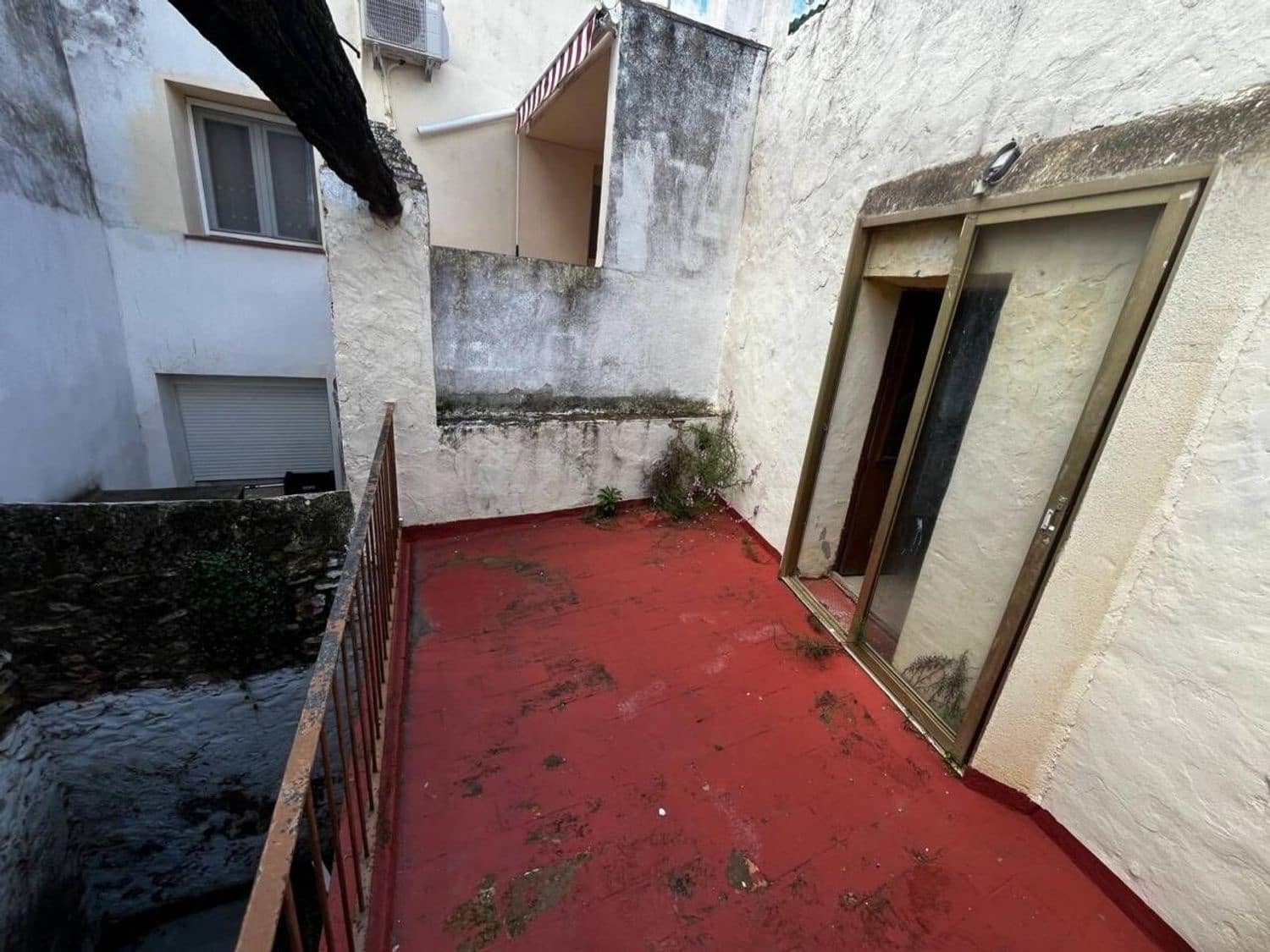 1 bedroom Townhouse for sale in Sant Jordi - € 40,000 (Ref: 10029999)