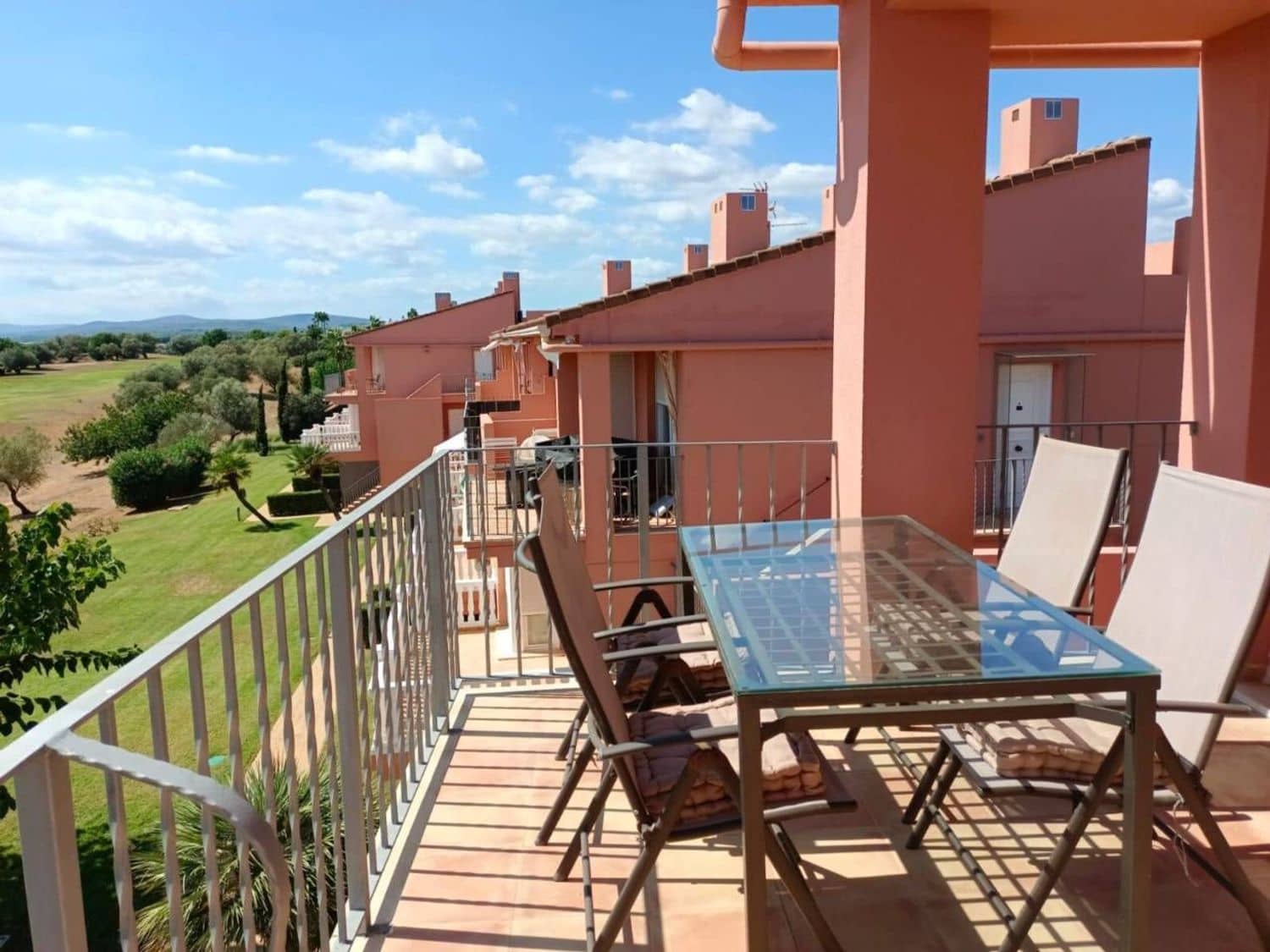 Appartement de 2 chambres à louer à Sant Jordi avec piscine garage - 750 € (Ref: 10088798)