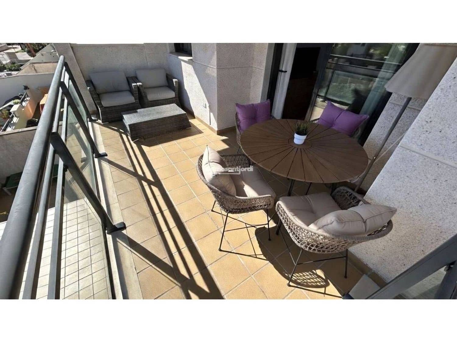 2 bedroom Apartment for sale in Sant Jordi with pool garage - € 140,000 (Ref: 10186390)