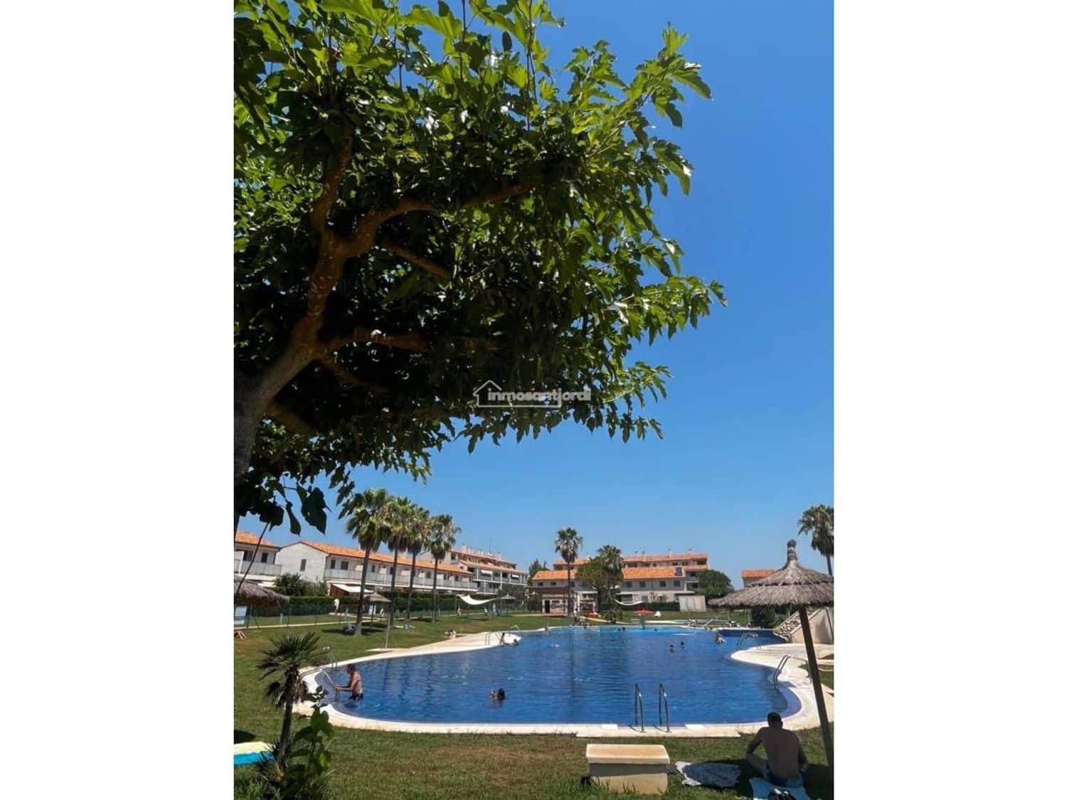 2 bedroom Apartment for sale in Sant Jordi with pool garage - € 154,000 (Ref: 10186391)
