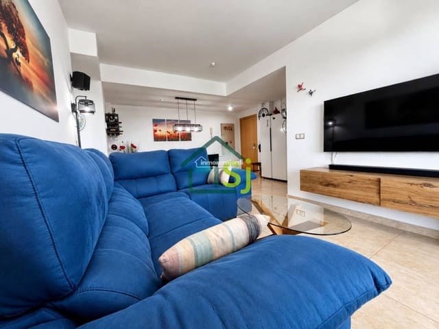2 bedroom Apartment for sale in Sant Jordi with pool garage - € 154,000 (Ref: 10186391)