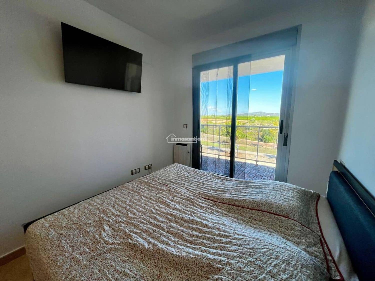 2 bedroom Apartment for sale in Sant Jordi with pool garage - € 154,000 (Ref: 10186391)