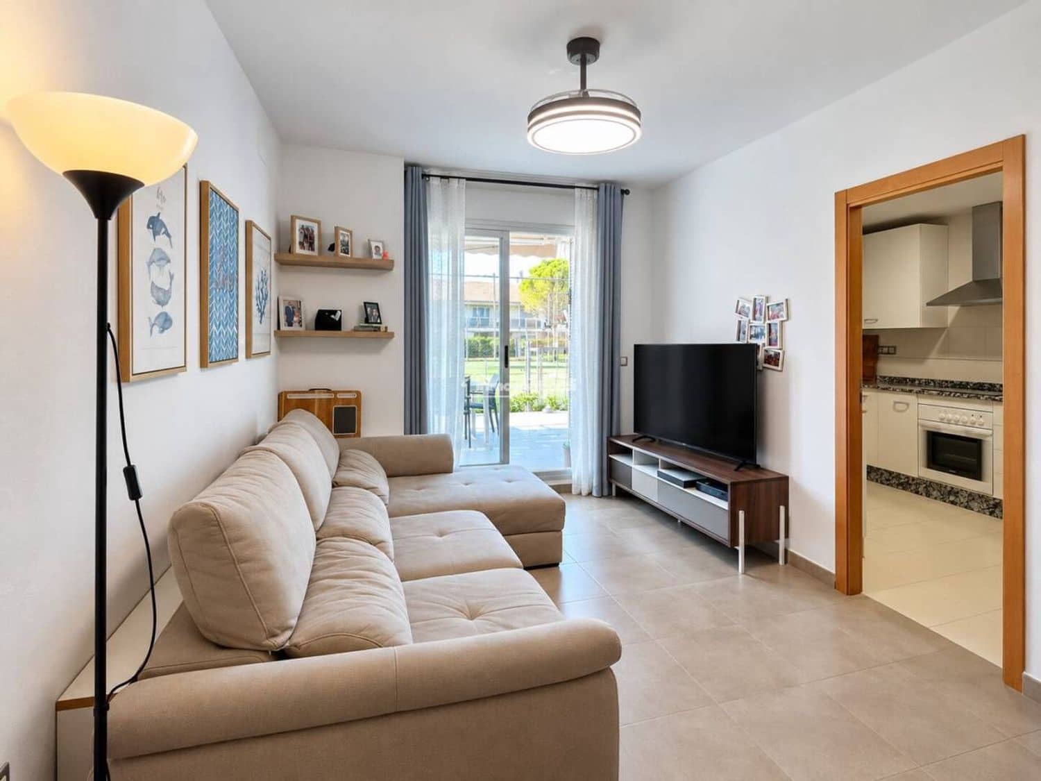 2 bedroom Apartment for sale in Sant Jordi with pool garage - € 160,000 (Ref: 10186395)