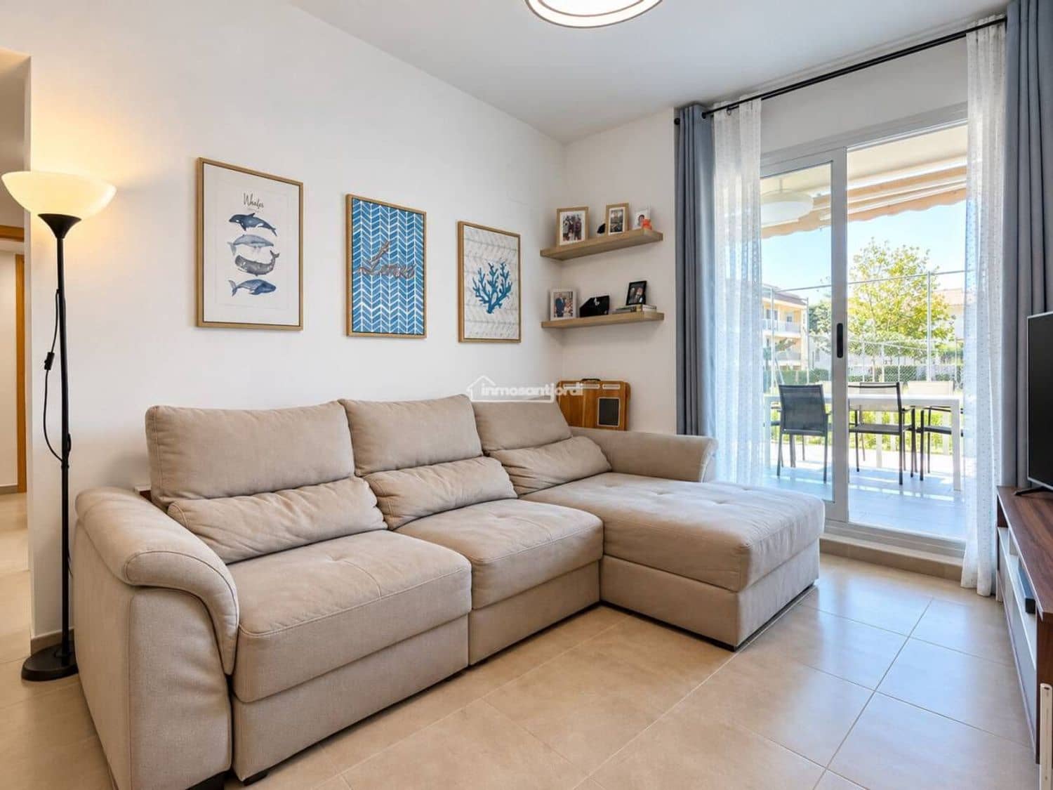 2 bedroom Apartment for sale in Sant Jordi with pool garage - € 160,000 (Ref: 10186395)