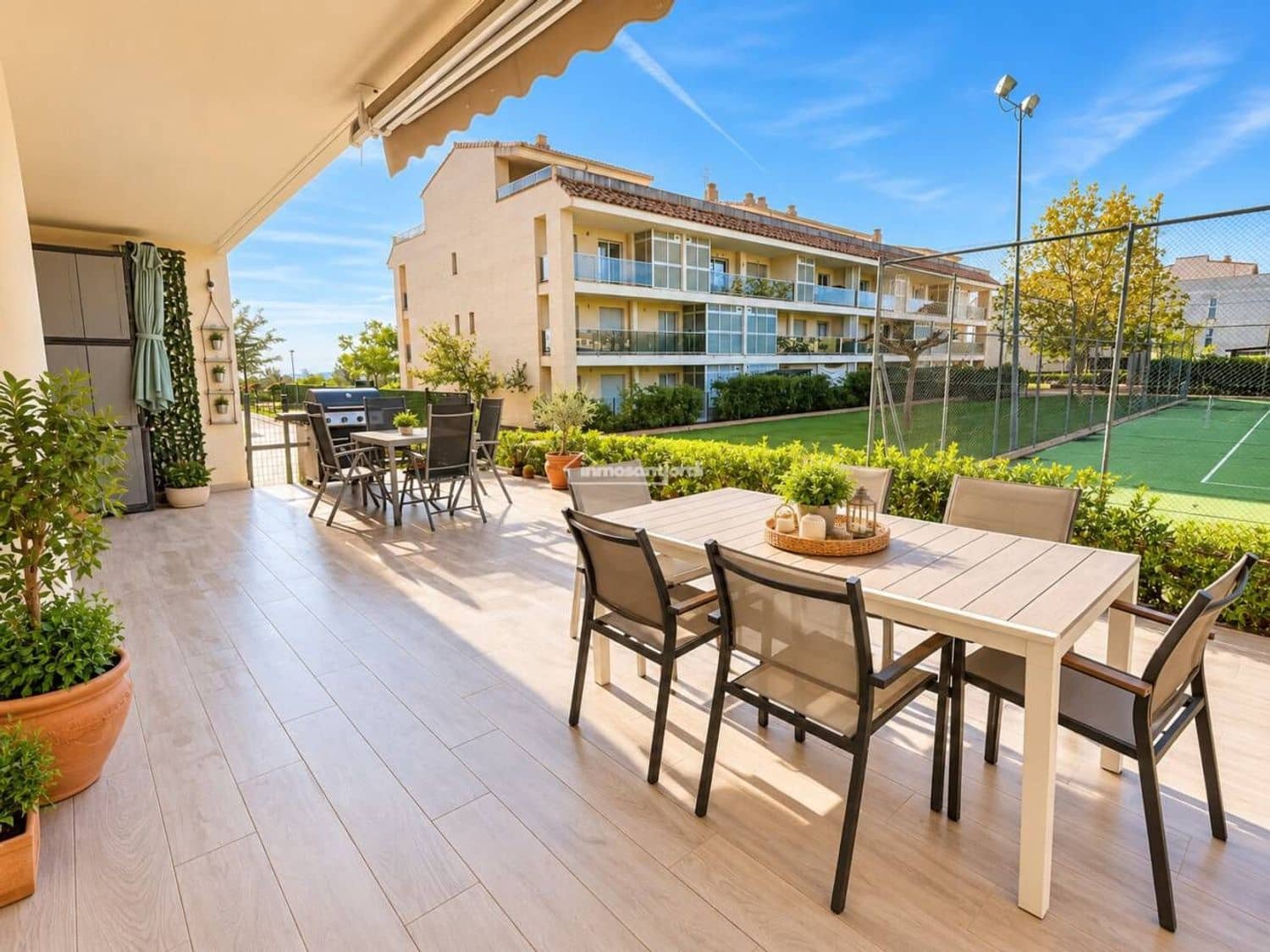 2 bedroom Apartment for sale in Sant Jordi with pool garage - € 160,000 (Ref: 10186395)