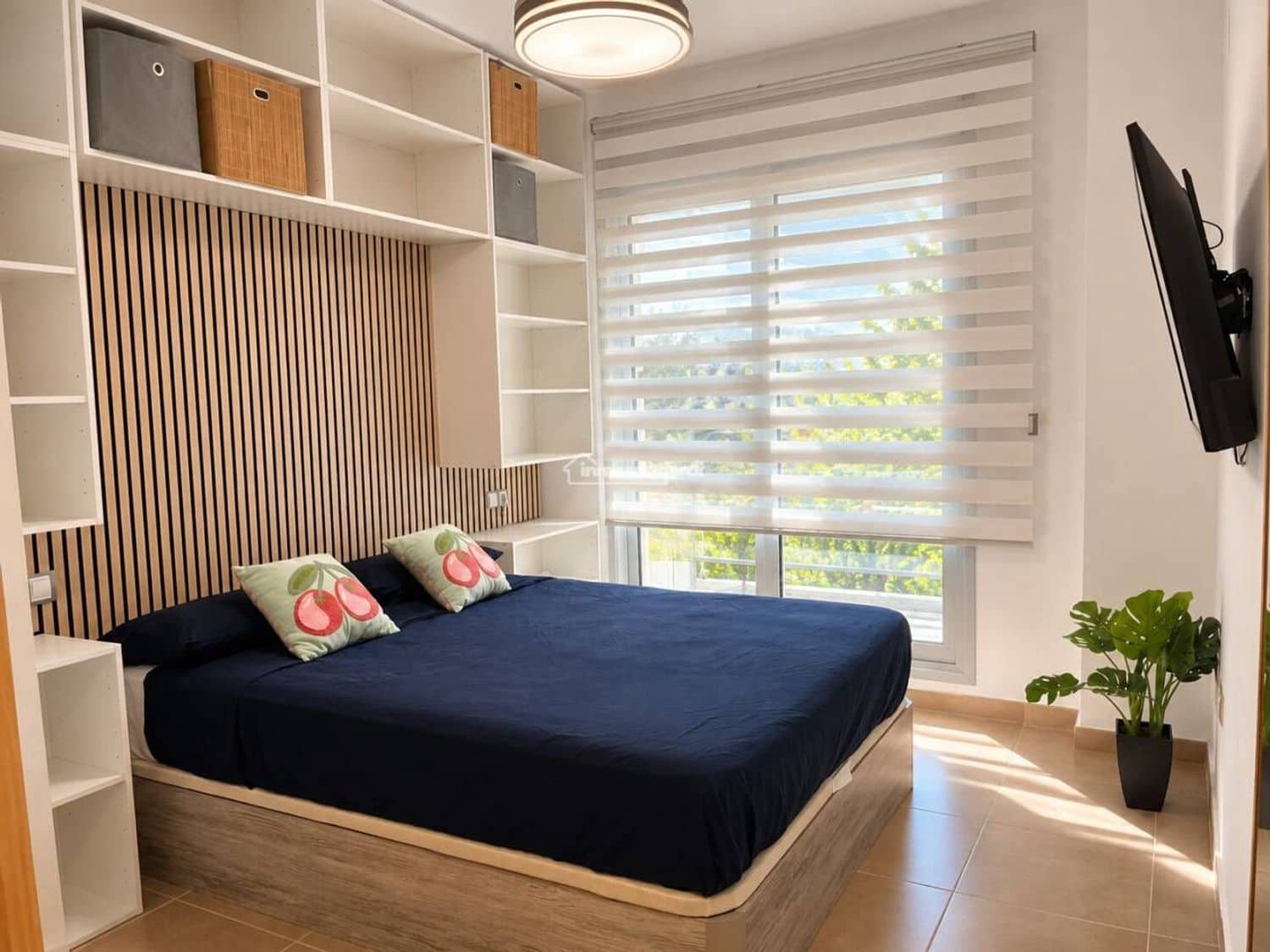 2 bedroom Apartment for sale in Sant Jordi with pool garage - € 160,000 (Ref: 10186395)