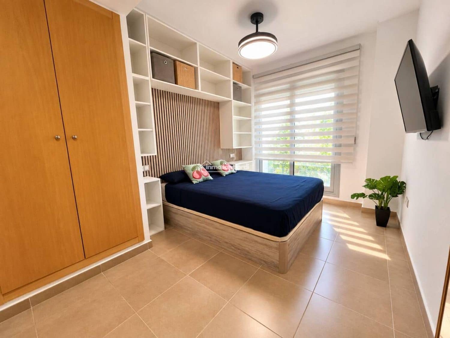 2 bedroom Apartment for sale in Sant Jordi with pool garage - € 160,000 (Ref: 10186395)