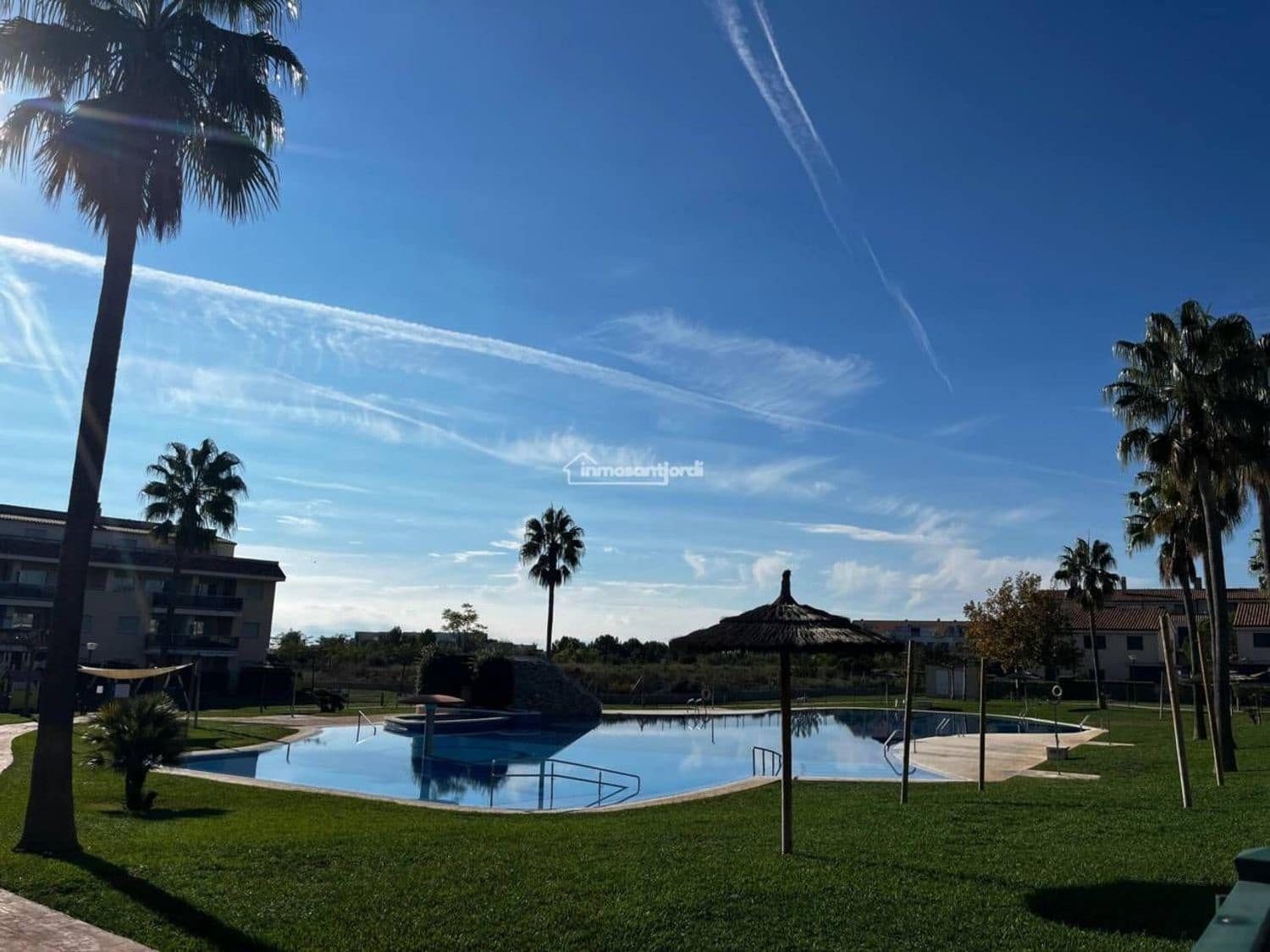 2 bedroom Apartment for sale in Sant Jordi with pool garage - € 160,000 (Ref: 10186395)