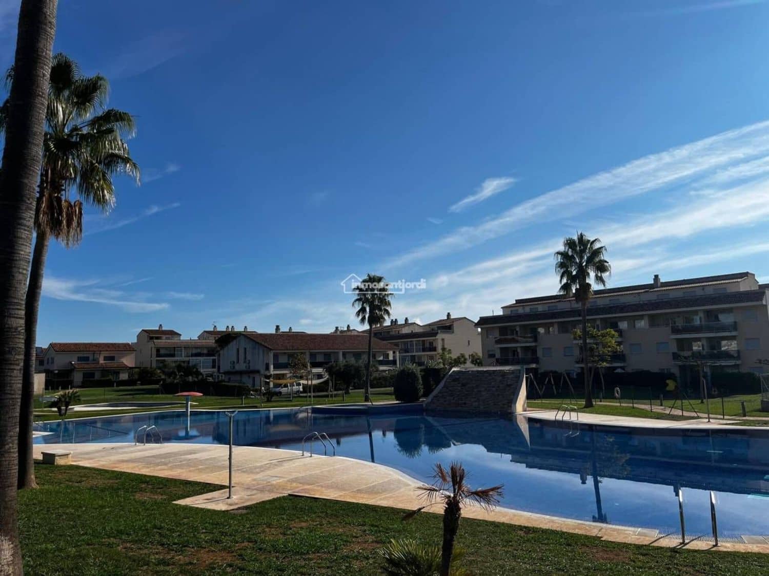 2 bedroom Apartment for sale in Sant Jordi with pool garage - € 160,000 (Ref: 10186395)