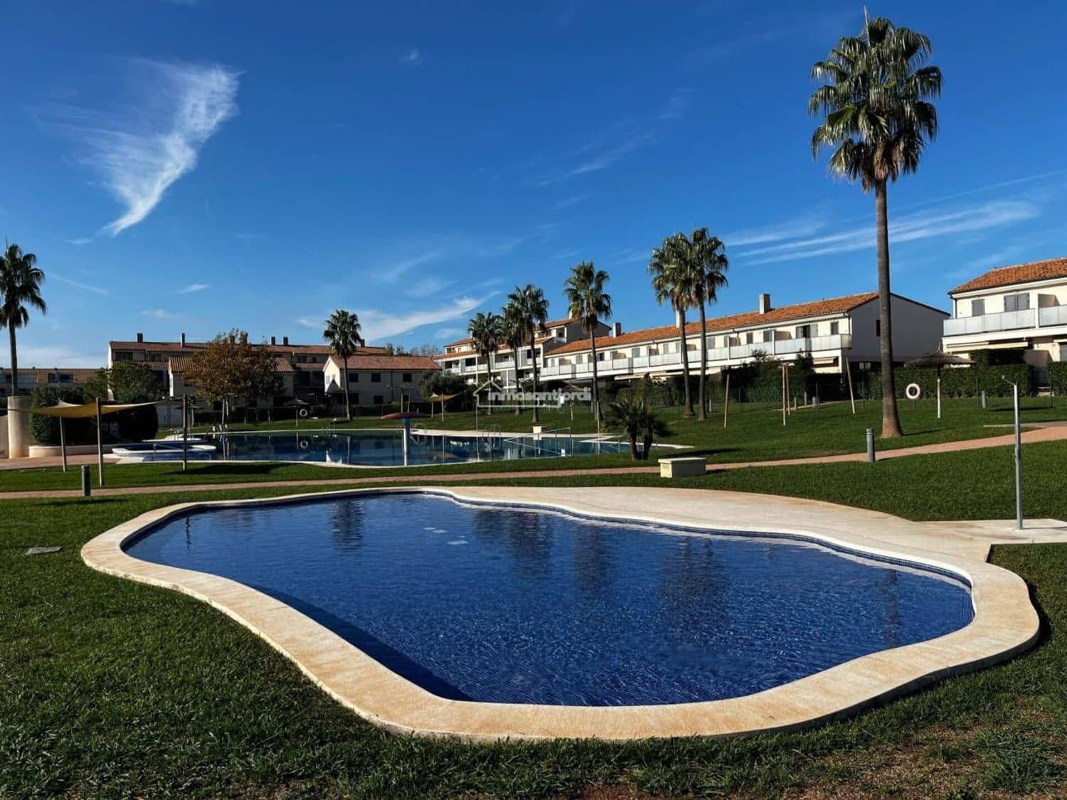 2 bedroom Apartment for sale in Sant Jordi with pool garage - € 160,000 (Ref: 10186395)
