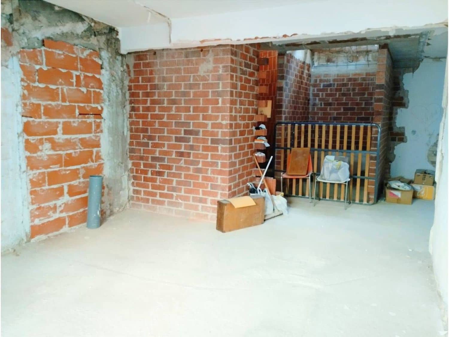 Flat te koop in La Senia - € 150.000 (Ref: 8343636)