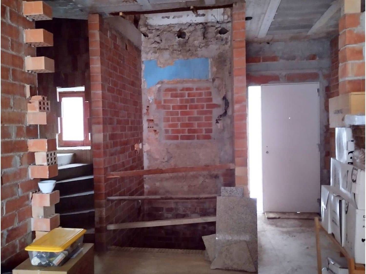 Flat te koop in La Senia - € 150.000 (Ref: 8343636)