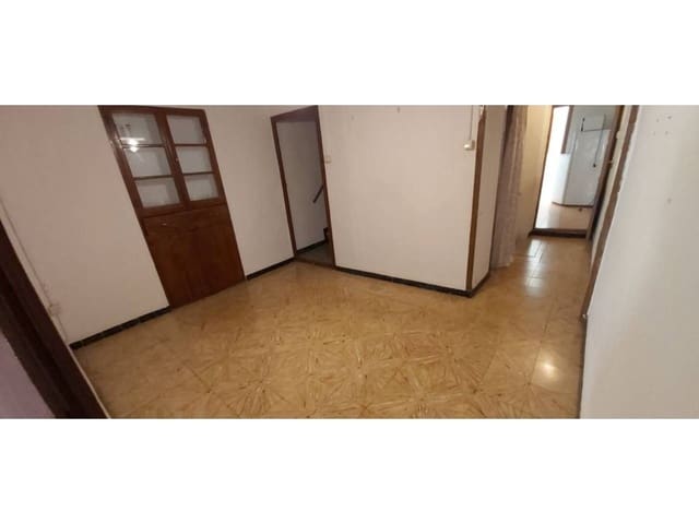 3 bedroom Townhouse for sale in Sant Jordi - € 52,000 (Ref: 8473537)