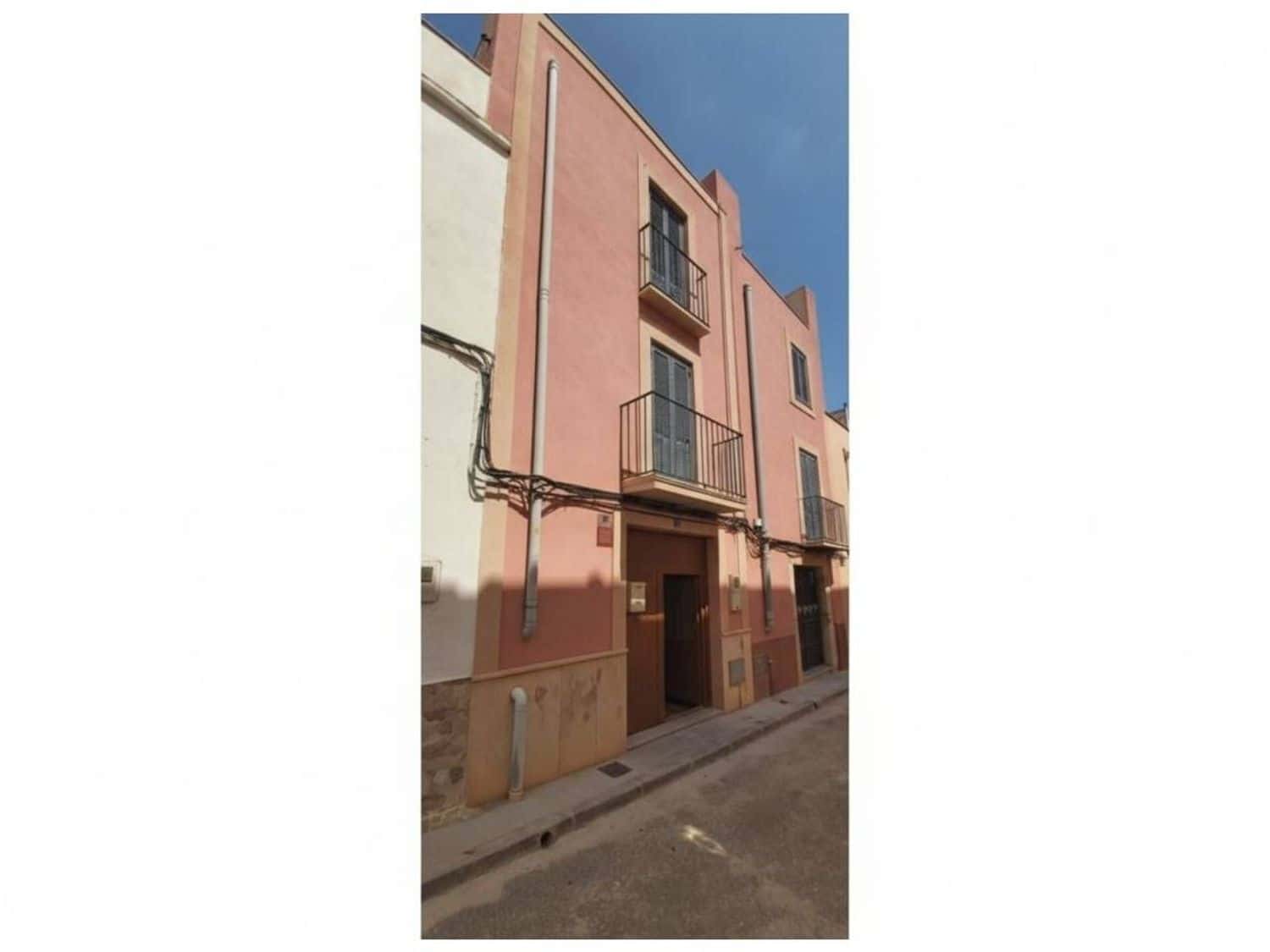 3 soveværelse Byhus til salg i Sant Jordi - € 52.000 (Ref: 8473537)