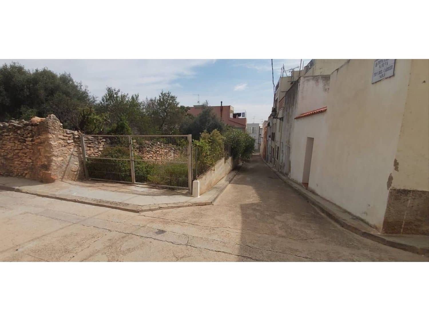 Ubebygd land til salgs i Sant Jordi - € 16 000 (Ref: 8553868)