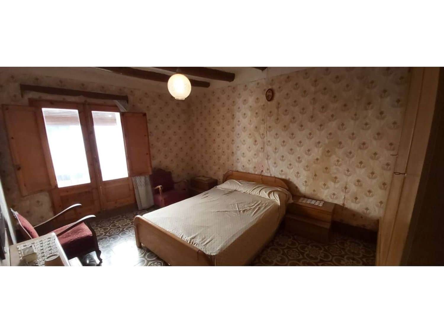 8 soveværelse Byhus til salg i Sant Jordi med garage - € 90.000 (Ref: 8956845)